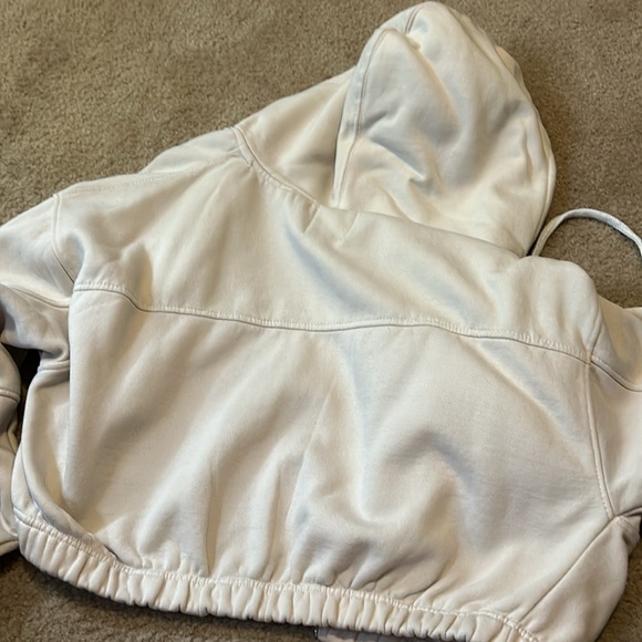 Tan Vintage Charm cropped hooded zip up - Picture 3 of 3